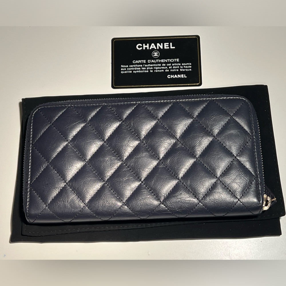 Chanel Reissue long zipper wallet second hand - Picture 2 of 14